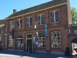 Historisch Museum De Bevelanden De buitenkant van Museum De Bevelanden. Foto: Redactie DagjeWeg.NL, door Tonny van Oosten