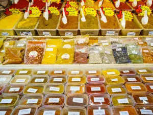 Je vindt alle kruiden die je zoekt op de Food Markt. Foto: De Bazaar Beverwijk.