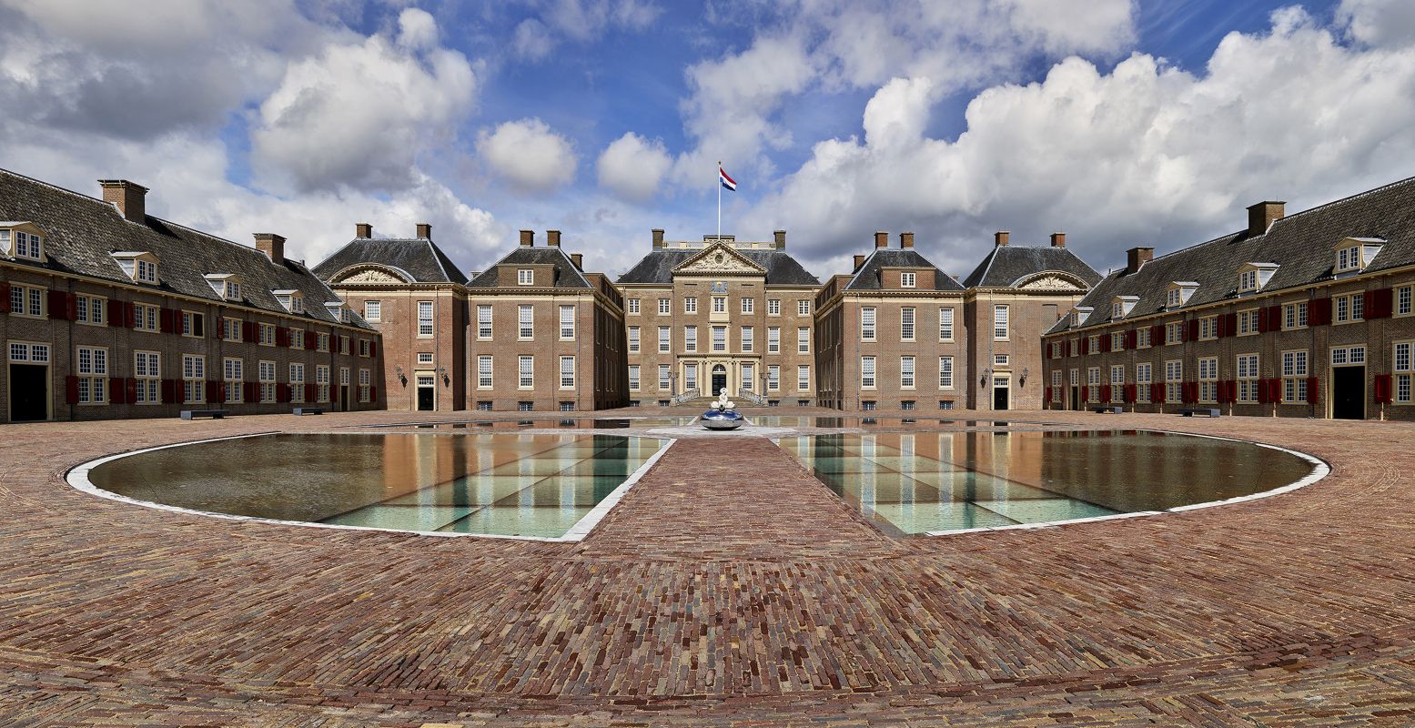 Het vernieuwde voorplein van Paleis Het Loo. Foto: Paleis Het Loo