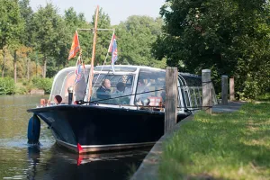 Rederij Stichtse Vecht Vaar over de Vecht en Loosdrechtse Plassen. Foto: Rederij Stichtse Vecht