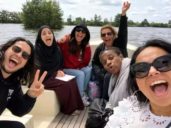 Escape Boat Tour Samen puzzelen tijdens een mooie vaartocht. Foto: Escape Boat Tour © Bea Hekkers