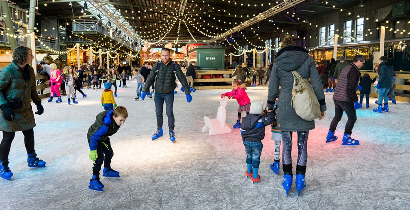 Kom ook schaatsen tussen de treinen, tijdens Winter Station in het Spoorwegmuseum. Foto: Het Spoorwegmuseum © Jessie Kamp.