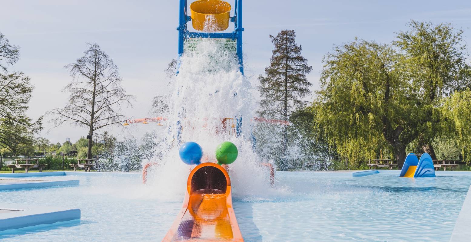 Ook voor waterpret moet je in Plaswijckpark zijn. Foto: Plaswijckpark © Ook voor waterpret moet je in Plaswijckpark zijn. Foto: Plaswijckpark ©