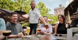 De beste speciaalbiertjes op de Trappistenmarkt De lekkerste La Trappe biertjes en nog veel trappist-lekkernijen op één plek verzameld! Foto: La Trappe Trappistenmarkt