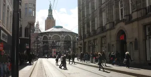 Dagje beautyshoppen in Den Haag Winkelstraat in het centrum van Den Haag. Foto: Redactie DagjeWeg.NL.