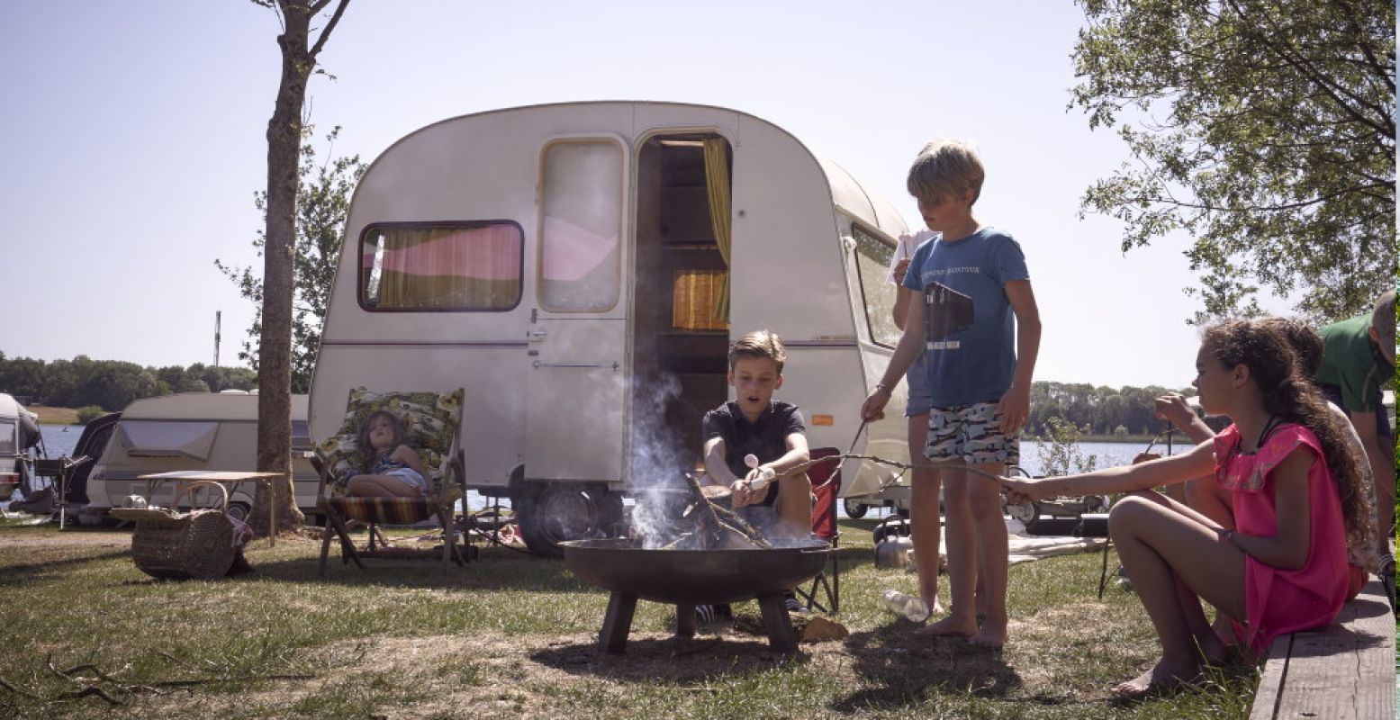 Of ga voor het camperleven met hele gezin op reizende camping De Camphanen. Foto: De Camphanen