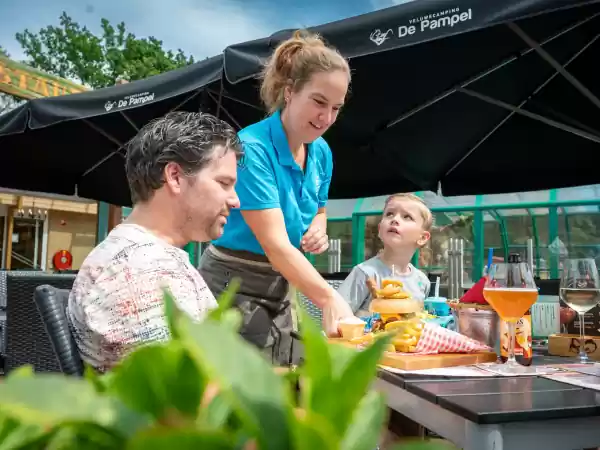Eet smakelijk! Foto: Camping De Pampel Eet smakelijk! Foto: Camping De Pampel