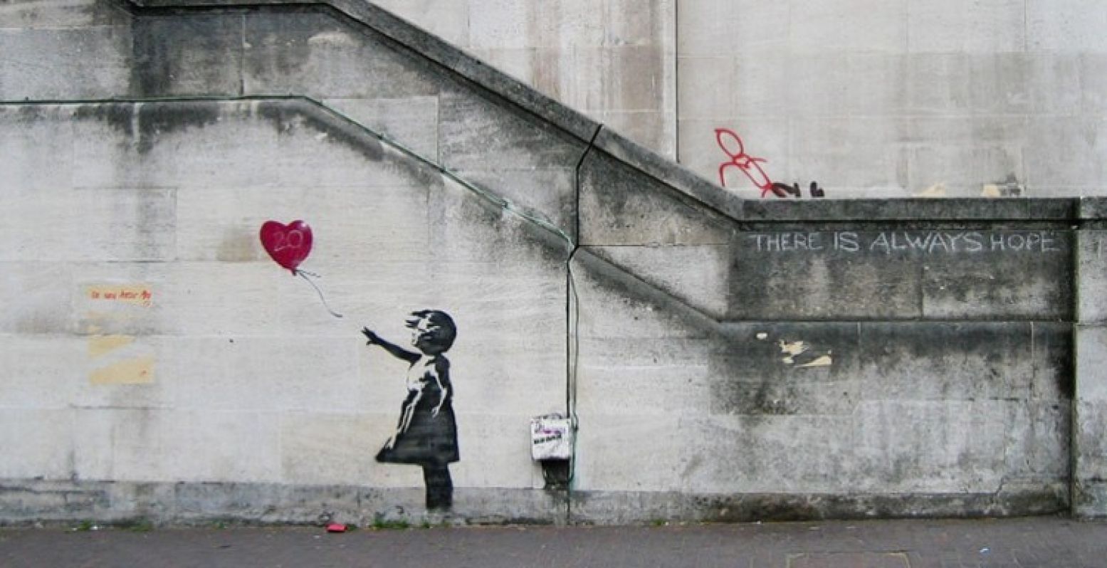 Girl with a Balloon by Banksy. Foto:  https://www.flickr.com/photos/dropstuff/2840632113 ,  CC BY-SA 2.0  