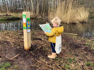 Birdroute Diemerbos Wat vliegt daar? De Birdroute is speciaal voor kinderen. Foto: House of Bird