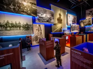 Hoor allerlei verhalen over de Nederlandse landmacht en luchtmacht. Foto: NMM