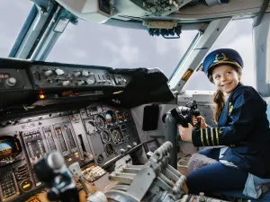 Voel zelf hoe het is om te vliegen. Foto: Luchtvaartmuseum Aviodrome © Wieneke Hofland