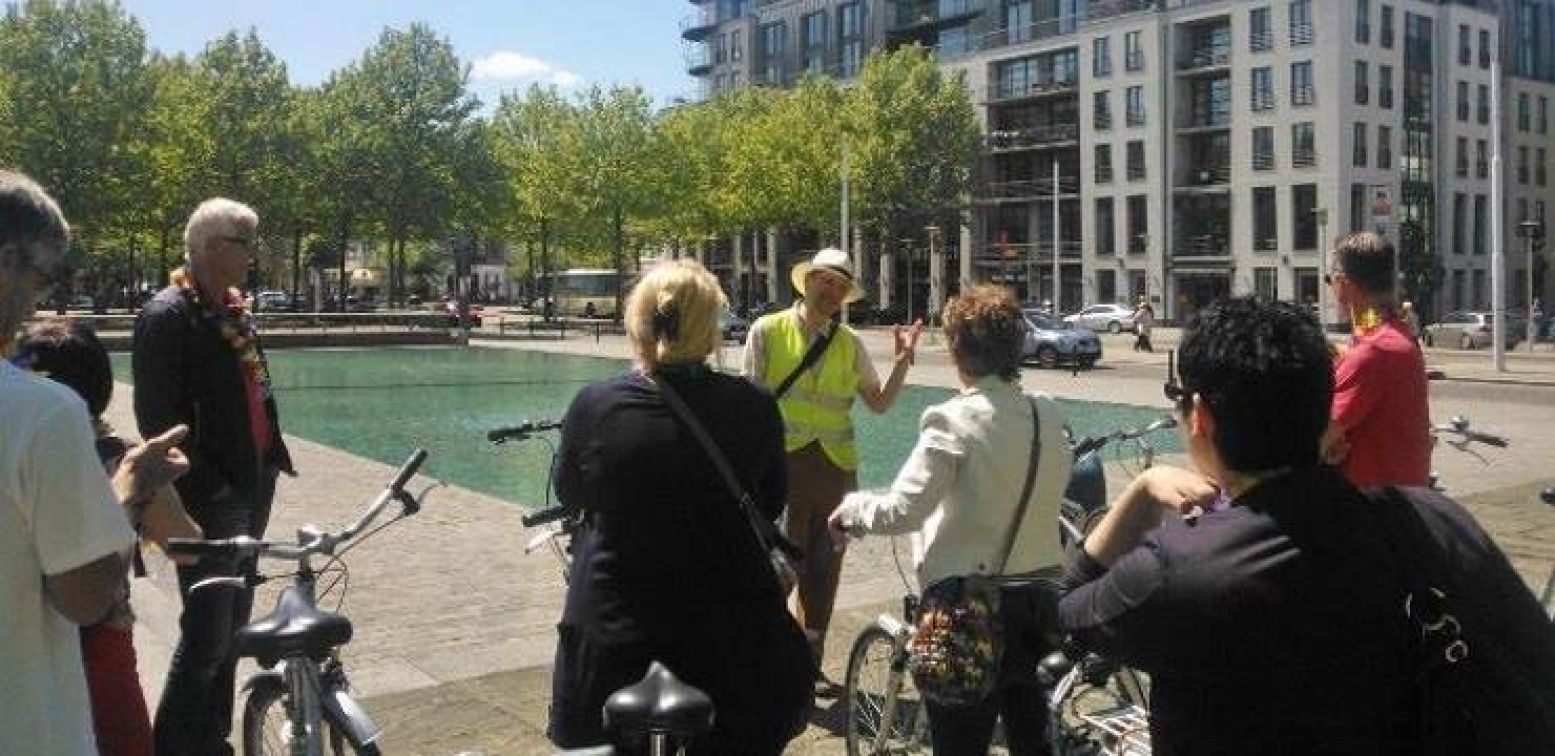 Alternatieve invulling van paaszondag: fietstocht door Antwerpen. Foto: Antwerp by Bike