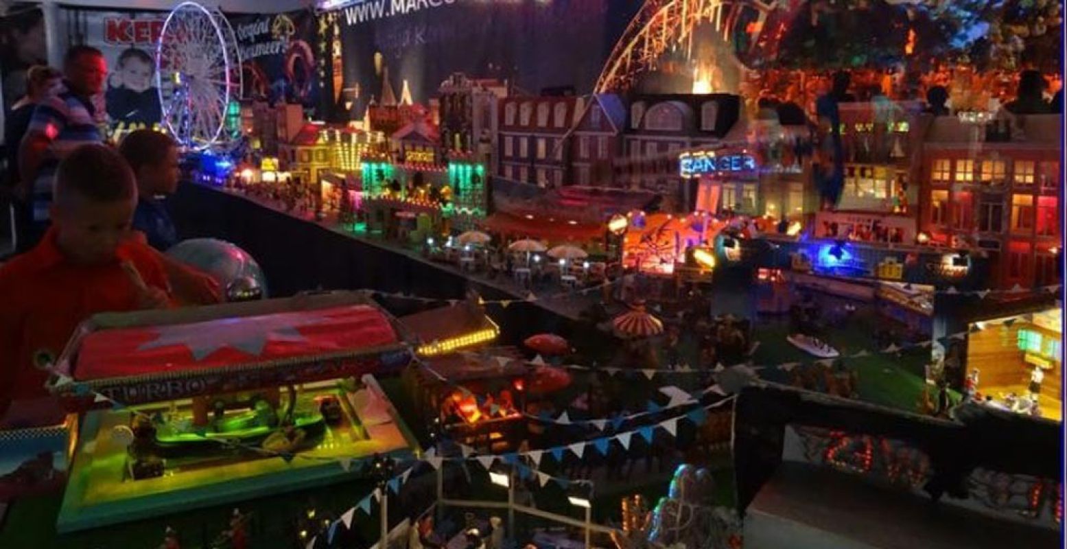 Kerst of kermis? Foto: Museumpark Orientalis