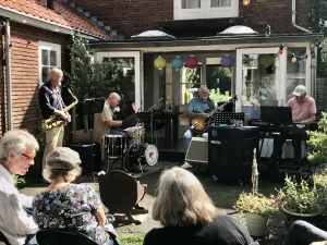 Muziektuinen Festival Castricum Muziek in de tuin. Fotograaf: Anne-Marie D.