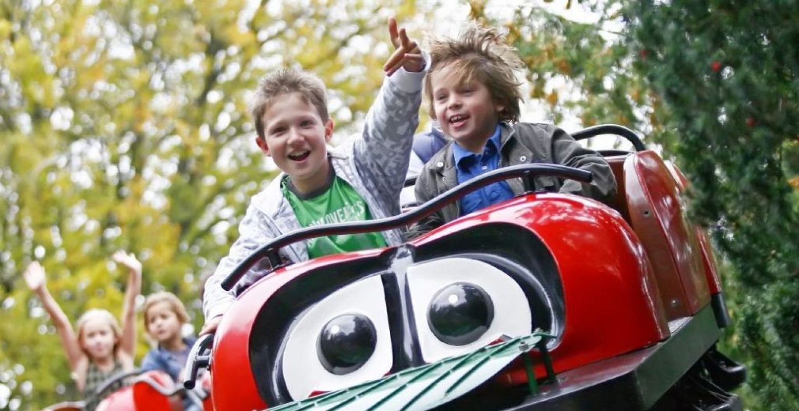 Maak een ritje in de attracties van Amusementspark Tivoli. Foto: Tivoli