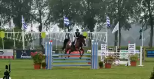 Bewonder de prachtige paardensport tijdens Jumpin_ de Weel Op het Jumpin' de Weel evenement staat de paardensport een week lang centraal. Foto: Jumpin' de Weel © Joke Schipper