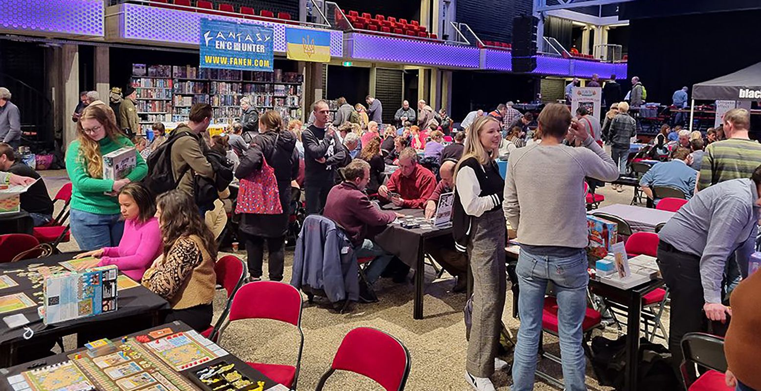 Vindt de mooiste spellen op de Spellenbeurs, bekijk toernooien en speel ook zelf! Een echt dagje uit. Foto: Sander Kollerie