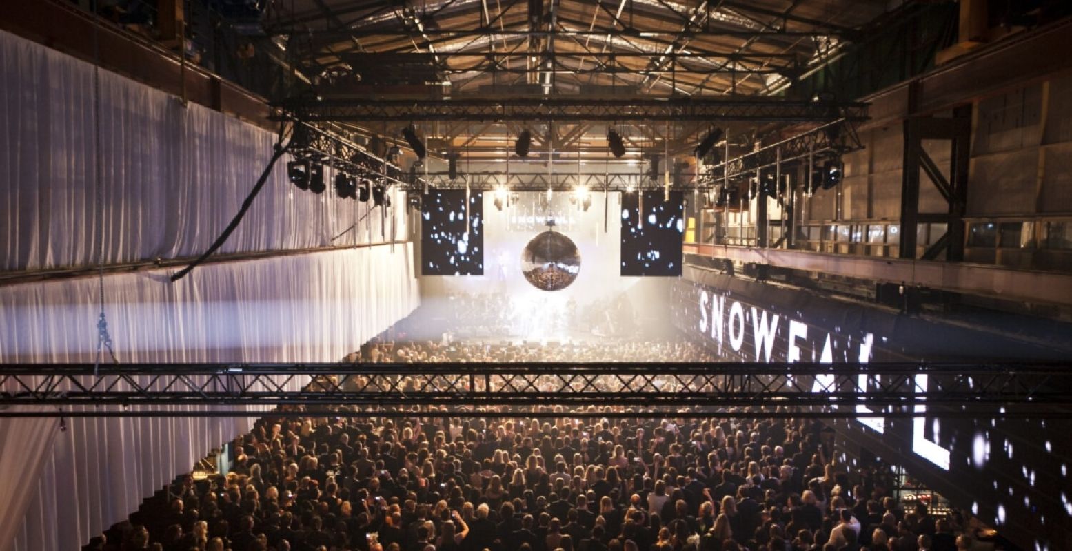 Congres? Beurs? Bedrijfsdiner? De Kromhouthal is een unieke evenementenlocatie aan het IJ in Amsterdam. Foto: De Kromhouthal.