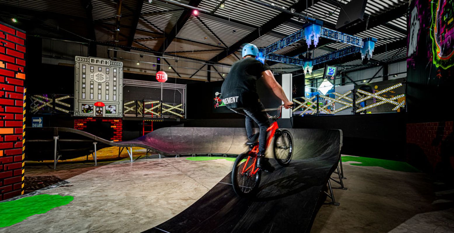 Trotseer de pumptrack op een BMX. Foto: The Portal Action House