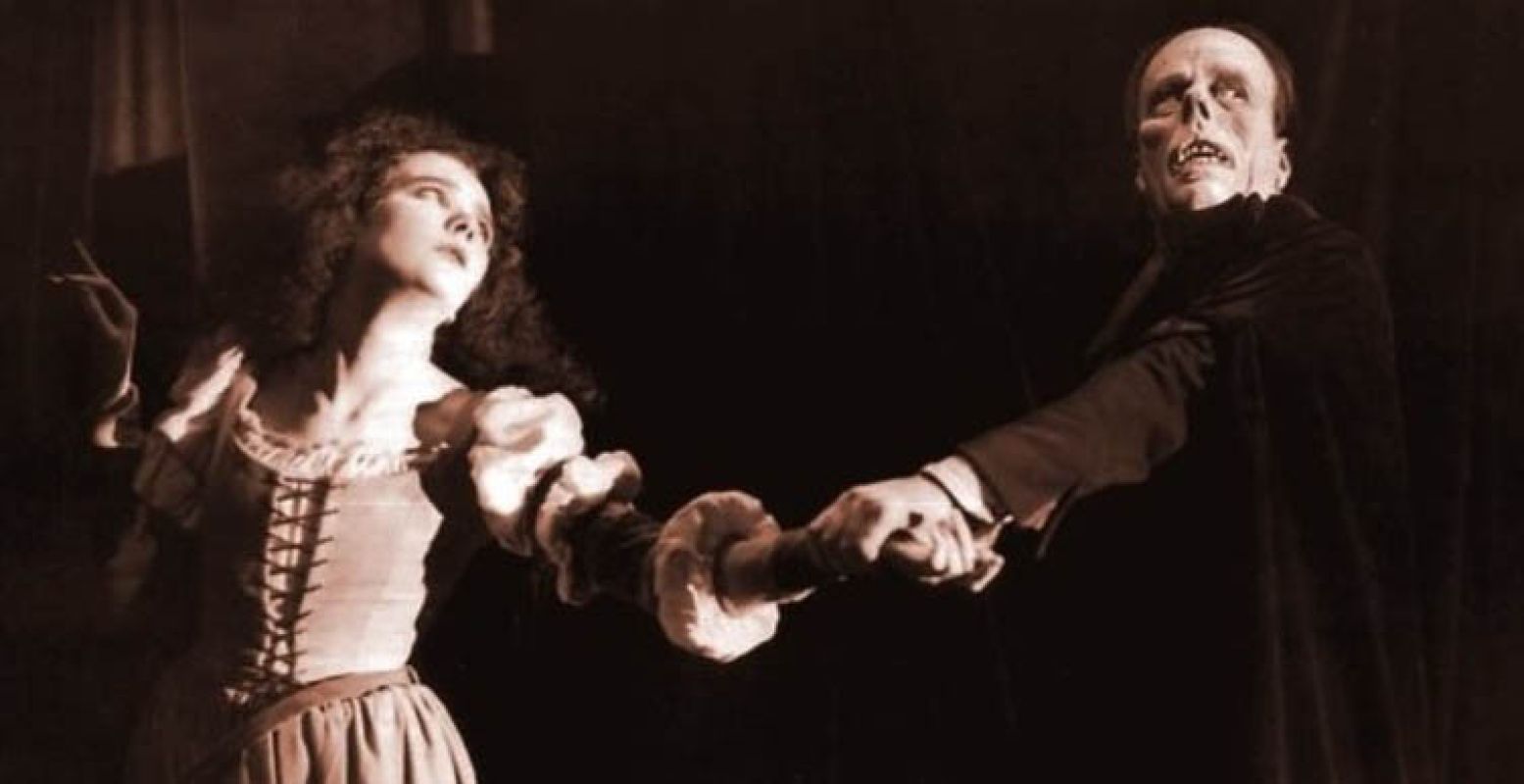 Een beeld van Christine en de phantom, uit 'Phantom of the Opera' (1925).