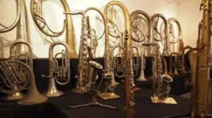 Er klinkt weer muziek in Tilburg Kijkje in de collectie van Kessels. Foto: Kessels Muziek Instrumenten Tilburg