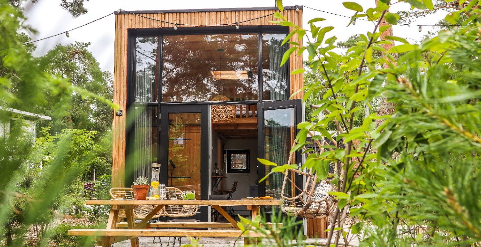 Genieten van de natuur rondom de Tiny Houses. Foto: DroomParken