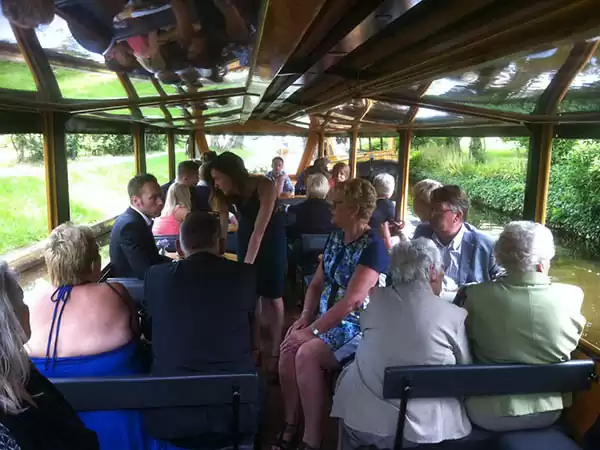 Samen op een privéboot. Foto: De Rietstulp