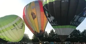 Gemerts Ballonfestijn Enorme luchtballonnen bij Gemerts Ballonfestijn. Foto: Martin Jacobs