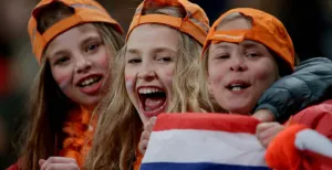 EK vrouwenvoetbal: schreeuw de OranjeLeeuwinnen naar de finale