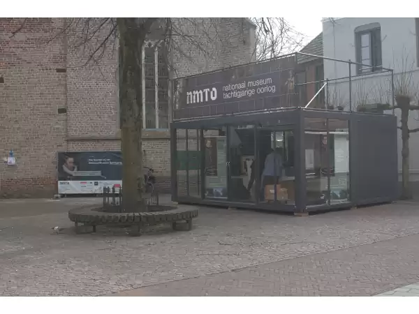 Ingang Calixtuskerk. Foto: Daan Teeuw Ingang Calixtuskerk. Foto: Daan Teeuw