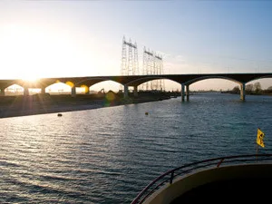 Geniet van de mooie omgeving van Nijmegen. Foto: Pannenkoekenboot Nijmegen
