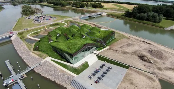 Nieuw: Biesbosch van beton!