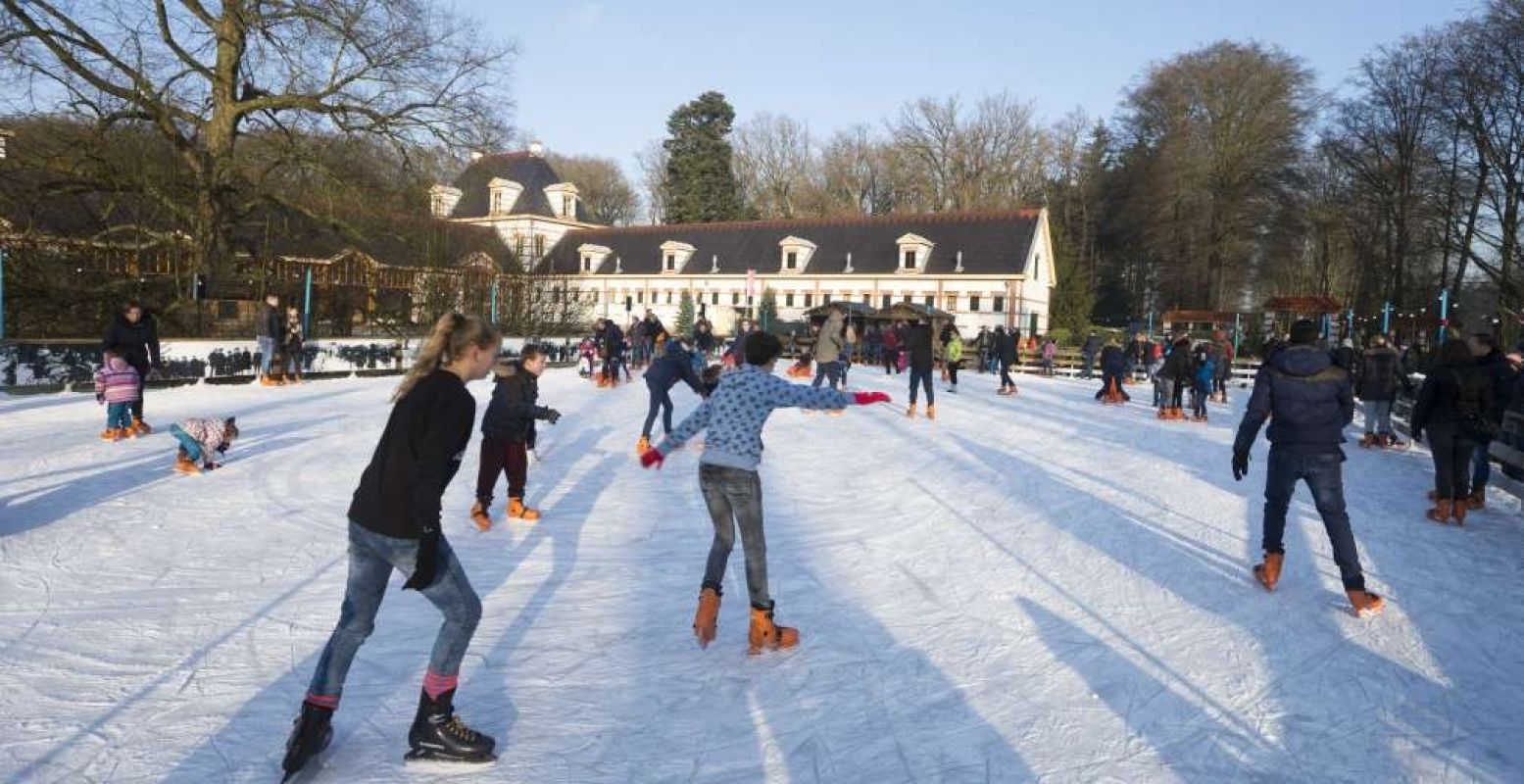 Schaatsen bij Winterpaleis Het Loo. Foto: Paleis Het Loo © Menno Mulder