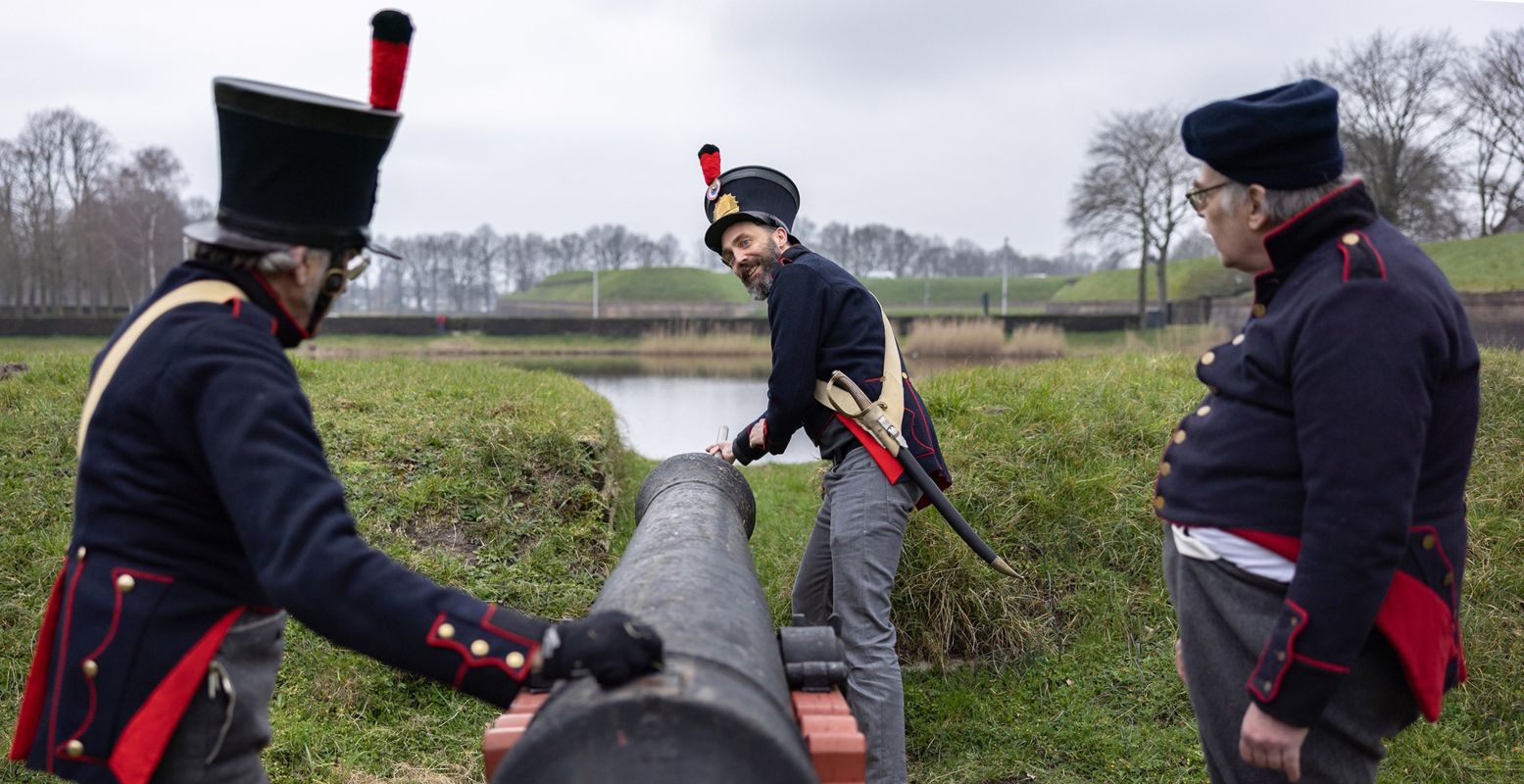 Tijdens het Weekend van het Verdedigingserfgoed bieden honderden erfgoedlocaties, zoals het Nederlands Vestingmuseum, unieke uitstapjes voor het hele gezin. Foto: Nederlands Vestingmuseum © Maarten van Haaff