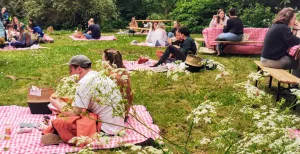 Wat kun je doen dit weekend? Ontspan dit weekend in het zonnetje. Foto: Slot Zuylen ©