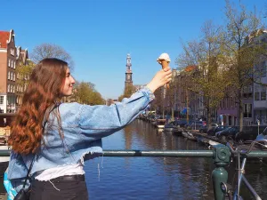Scoor een heerlijk ijsje. Foto: 360 Tours Amsterdam