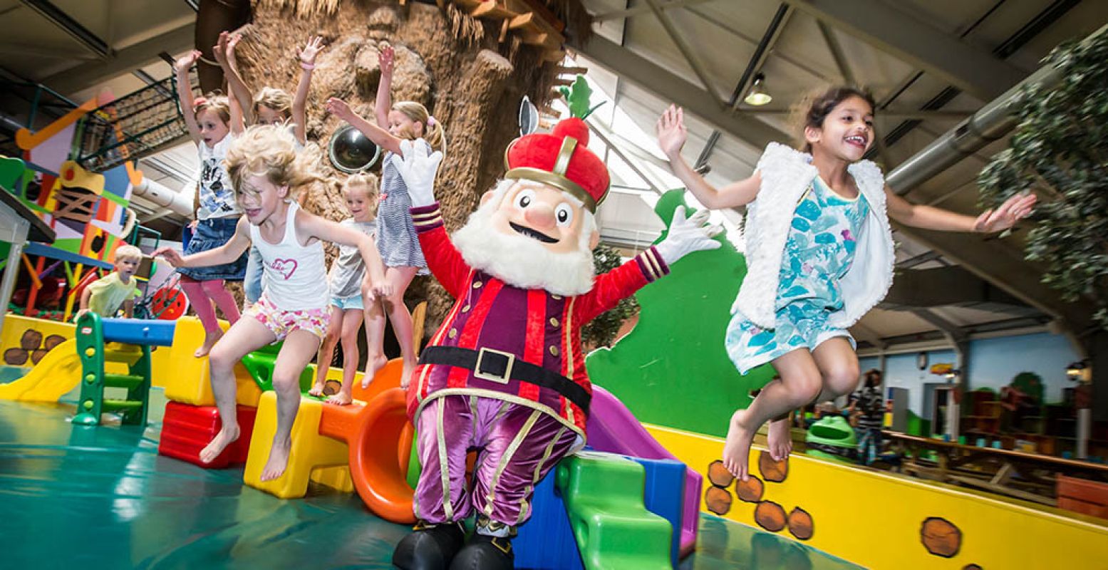 Dagje uit met de kids op de planning staan maar regent het? Ga naar een van deze indoor speeltuinen! Foto: Holle Bolle Boom