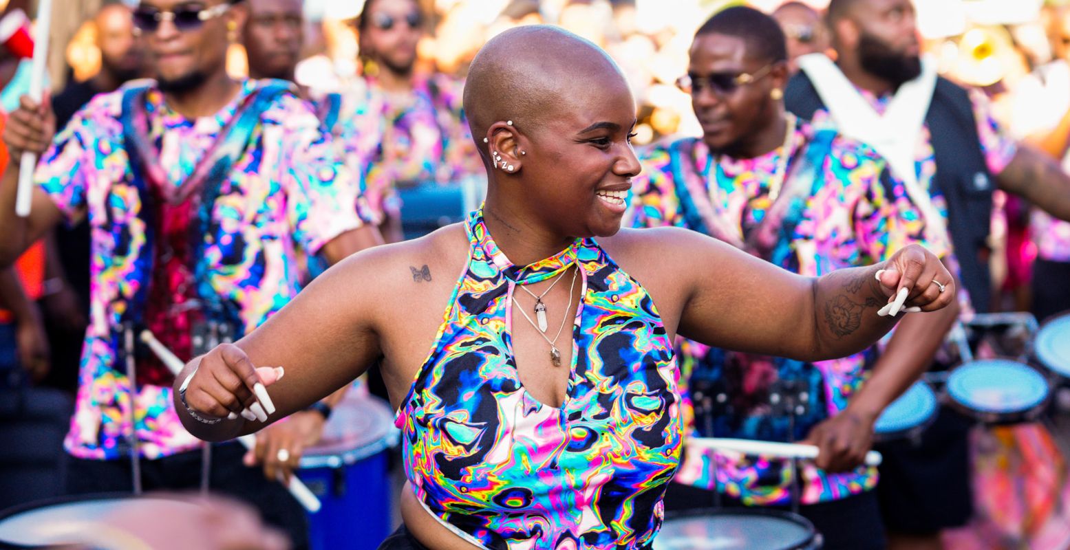 Zomercarnaval is een feest vol muziek en dans. Foto: Rotterdam Unlimited