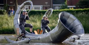 Spektakel op het water tijdens de Bosch Parade