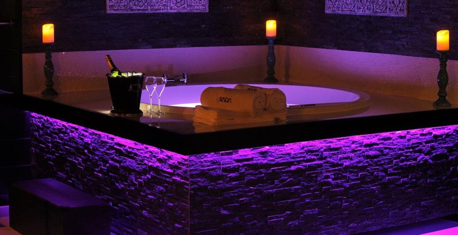 Lekker relaxen zonder rondrennende koters om je heen? Dan is Spa Bada in Haarlem een aanrader. Foto: Spa Bada.