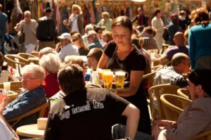 BÃ»ter, brea en griene tsiis Lekker ite mei Reitse. Foto:  Reitsespanninga.nl 