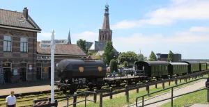 Nostalgisch op reis door West-Friesland Halte Medemblik met de Museumstoomtrein Hoorn-Medemblik. Foto: DagjeWeg.NL, Coby Boschma.