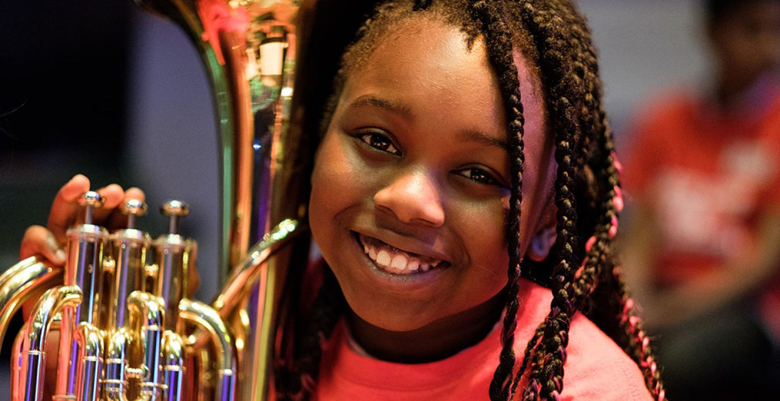 Kinderen tot en met twaalf jaar komen tijdens de eerste Landelijke Kindermuziekweek in aanraking met live muziek. Door voorstellingen, maar ook door zelf aan de slag te gaan. In workshops bijvoorbeeld. Foto: Bob Bruyn