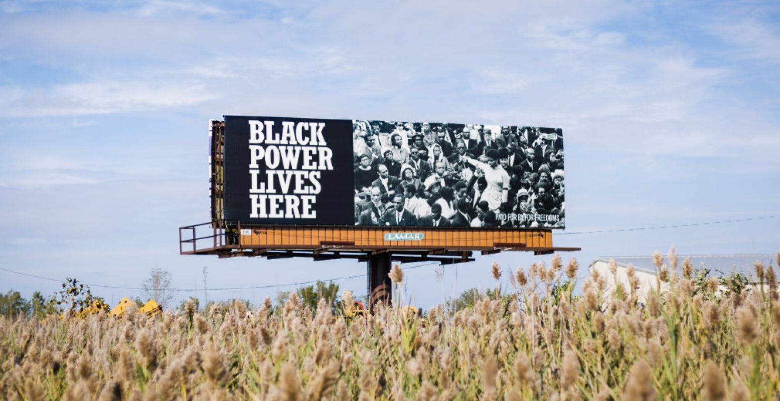 Theaster Gates, 'Where Black Power Lives', Gary, IN, For Freedoms' 50 State Initiative, 2018. Foto: Madeleine Thomas