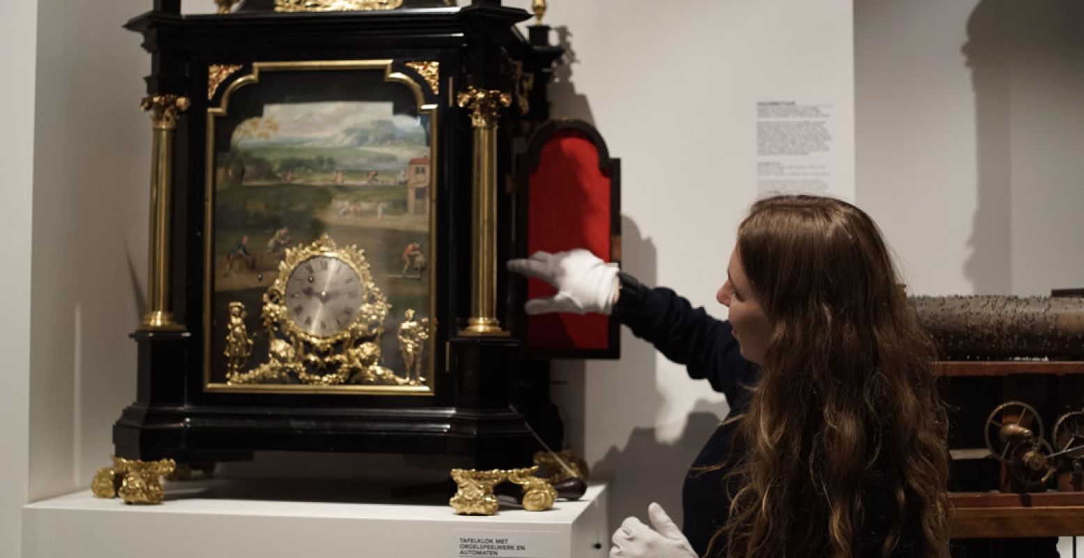 Ontdek alle klokken van het museum. Foto: DagjeWeg.NL.