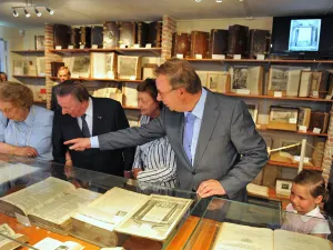 Bekijk een boeiende presentatie. Foto:Bijbelmuseum © Philip Roorda