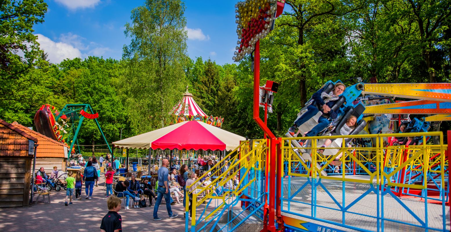 Een dag plezier met het gezin in dit kleine maar fijne attractiepark. Foto: Attractiepark Drouwenerzand © Een dag plezier met het gezin in dit kleine maar fijne attractiepark. Foto: Attractiepark Drouwenerzand ©