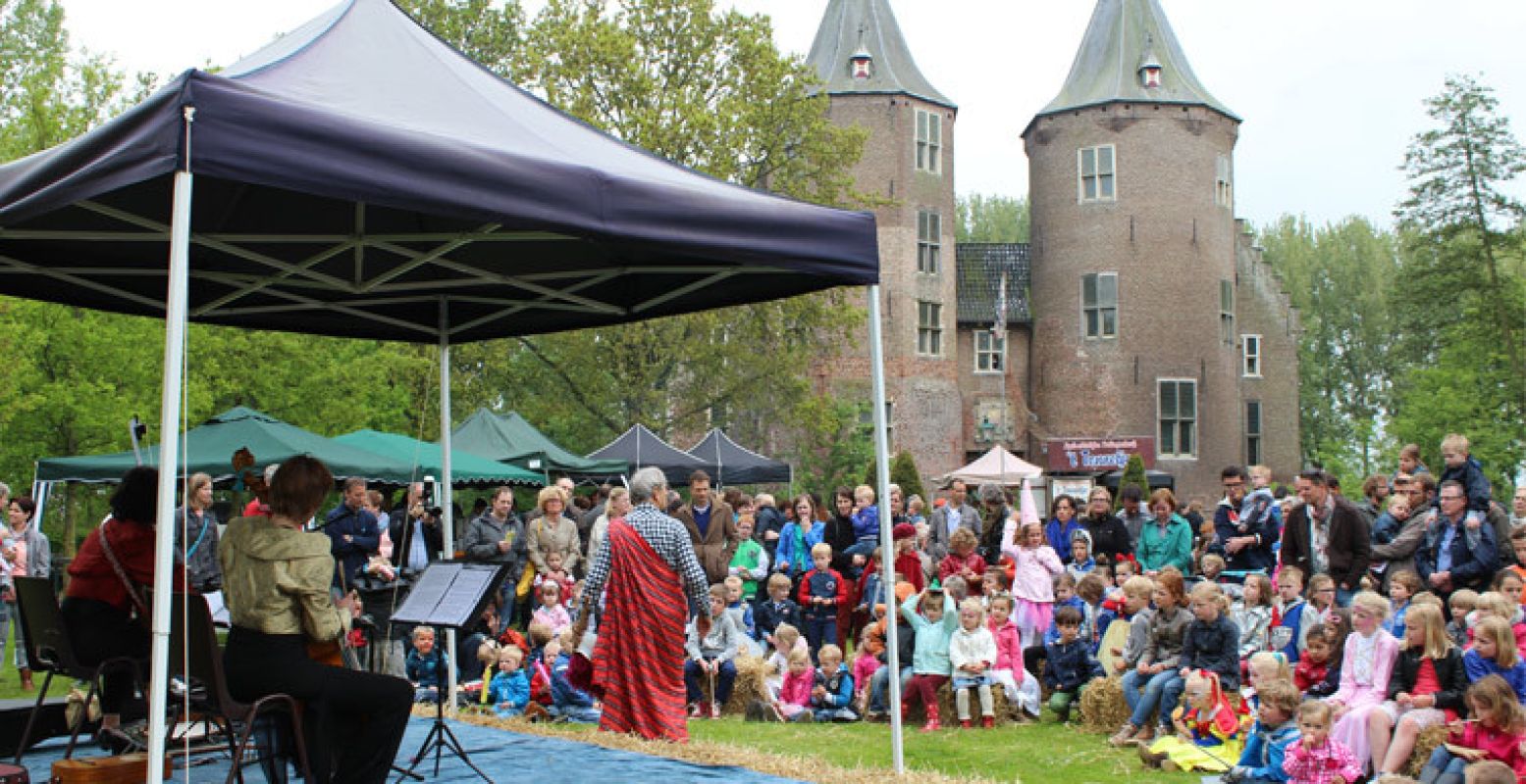 Dag van het Kasteel is een feest op Kasteel Dussen.