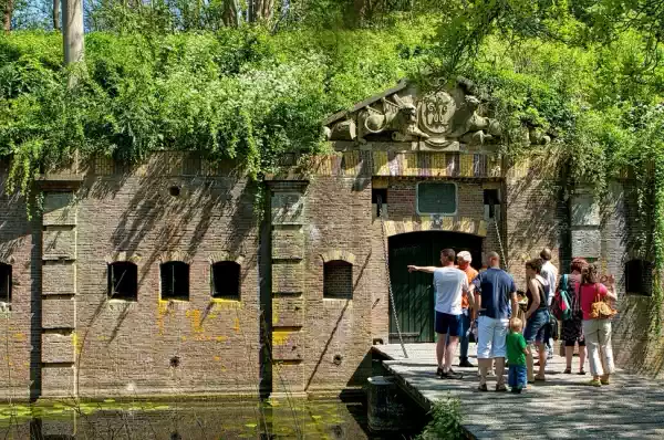 Rondleidingen met gids op zaterdag&zondag Foto ge&uuml;pload door gebruiker Waterlinie Evenement