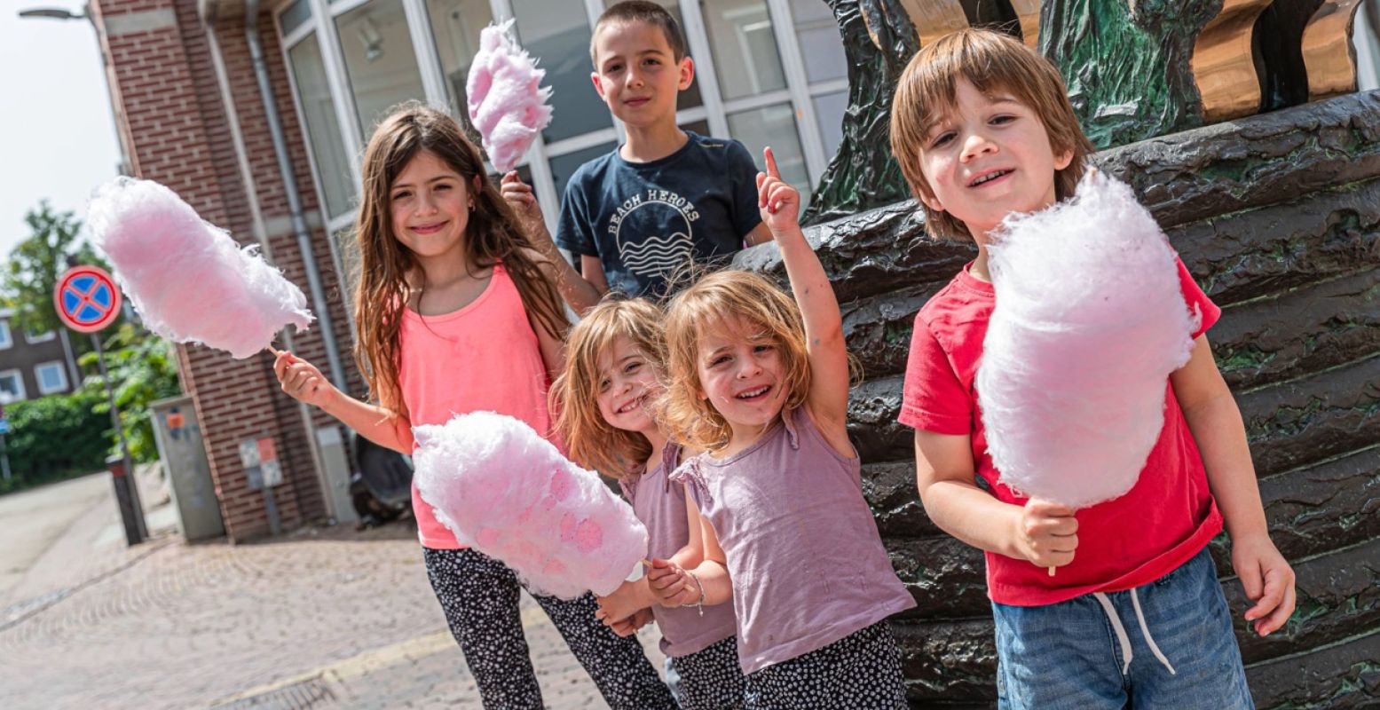 Kom een beloning halen bij de suikerspinkraam. Foto: Rockateer Kom een beloning halen bij de suikerspinkraam. Foto: Rockateer